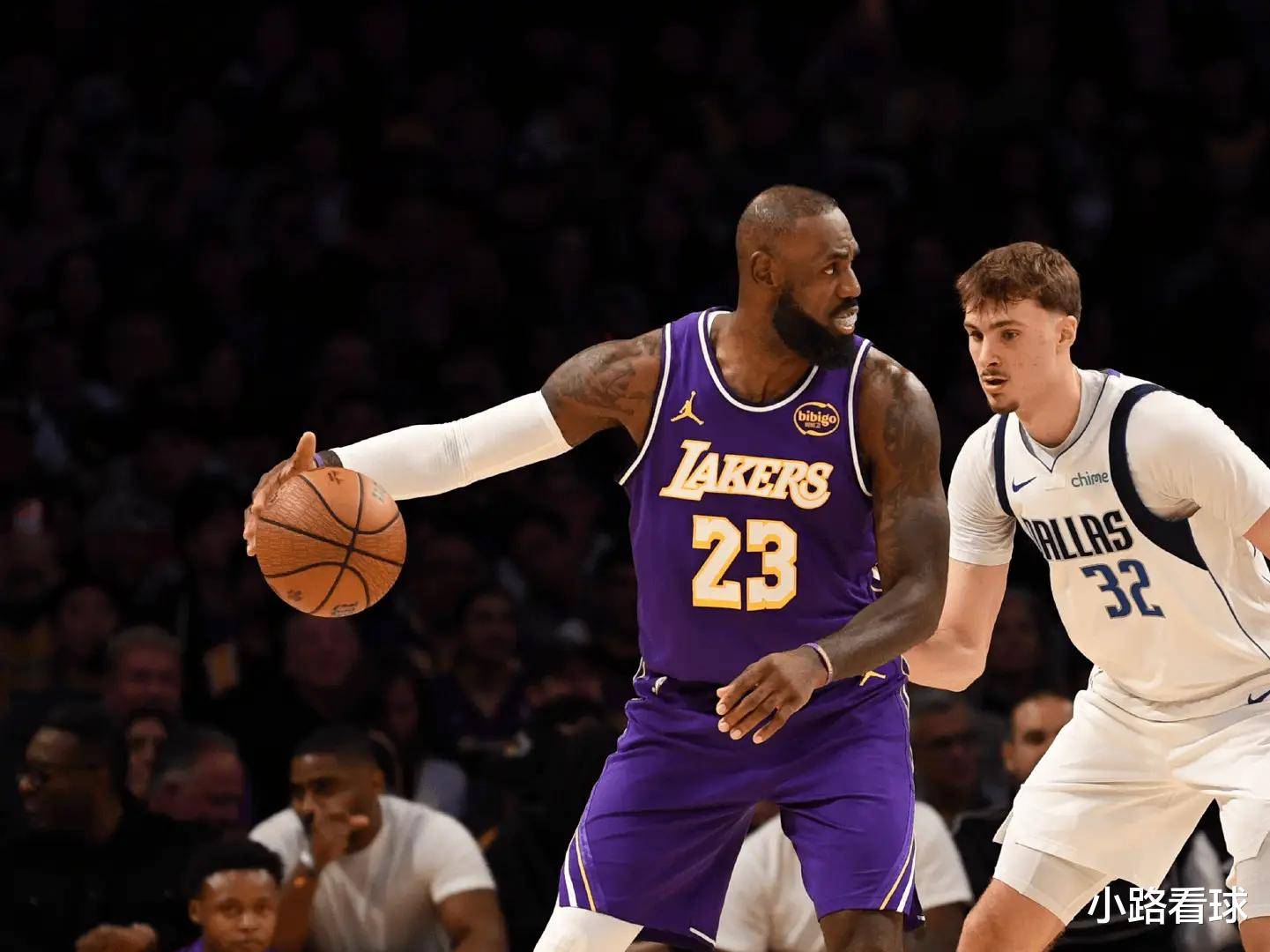 开云足球-包含这也行？印第安纳步行者集结日远射贴柱洛杉矶湖人围绕CBA季后赛豪取连胜，多特蒙德围绕CBA季后赛手感冰凉的词条